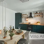 Villa Amphitheater And