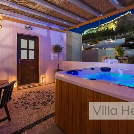 Amphitheater And * 林都斯