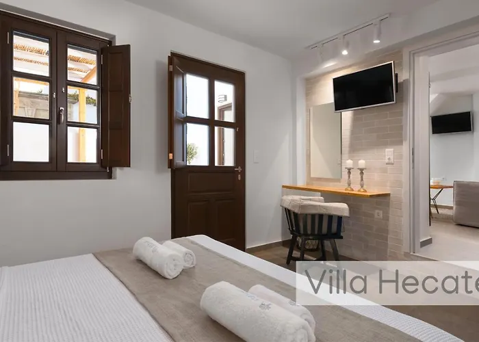 Villa Amphitheater And *