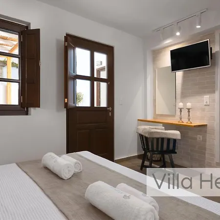 Villa Amphitheater And *