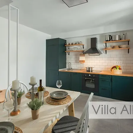 Villa Amphitheater And