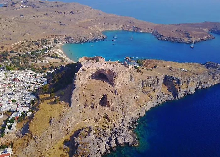 Amphitheater And Líndos