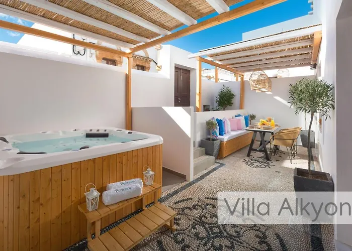 Villa Amphitheater And *